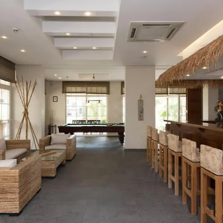 Hawaii 4* Μαρμαρίς