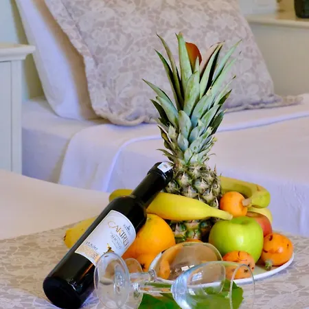 Hawaii 4* Μαρμαρίς