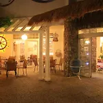 Hawaii Hotel