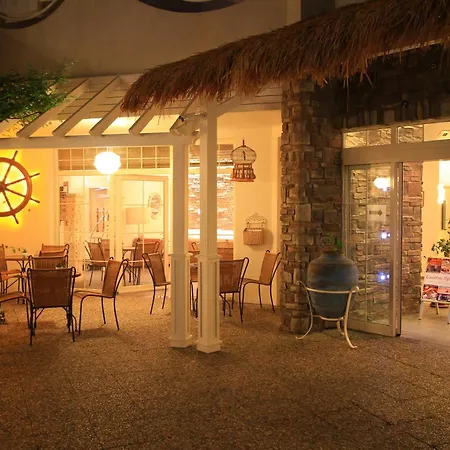 Hawaii Hotel